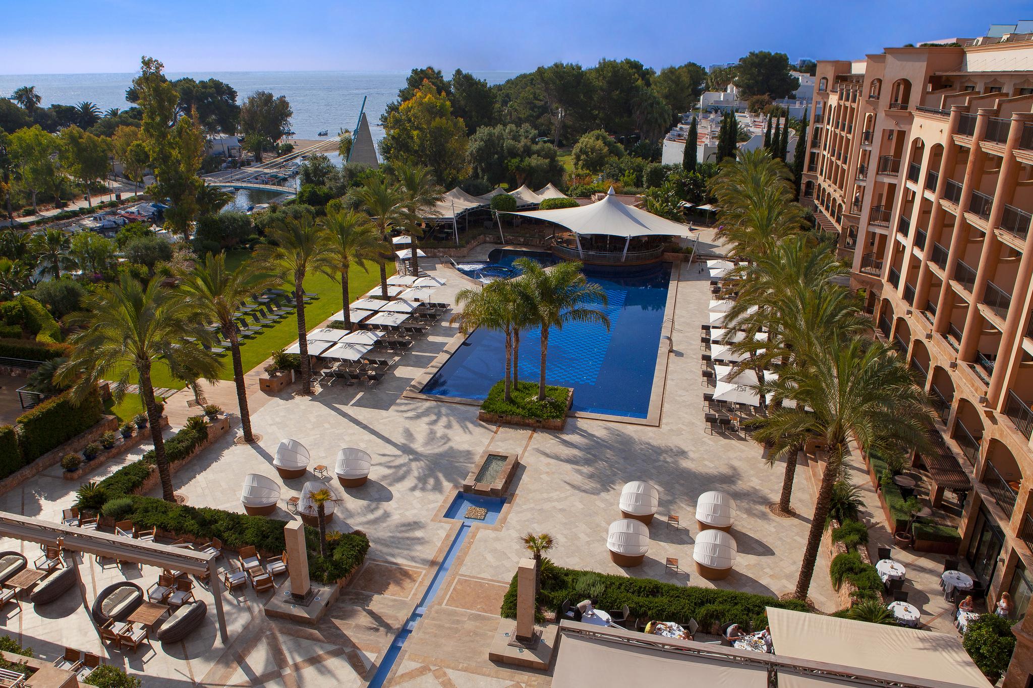 Insotel Fenicia Prestige Suites & Spa Santa Eulária des Riu Exterior foto