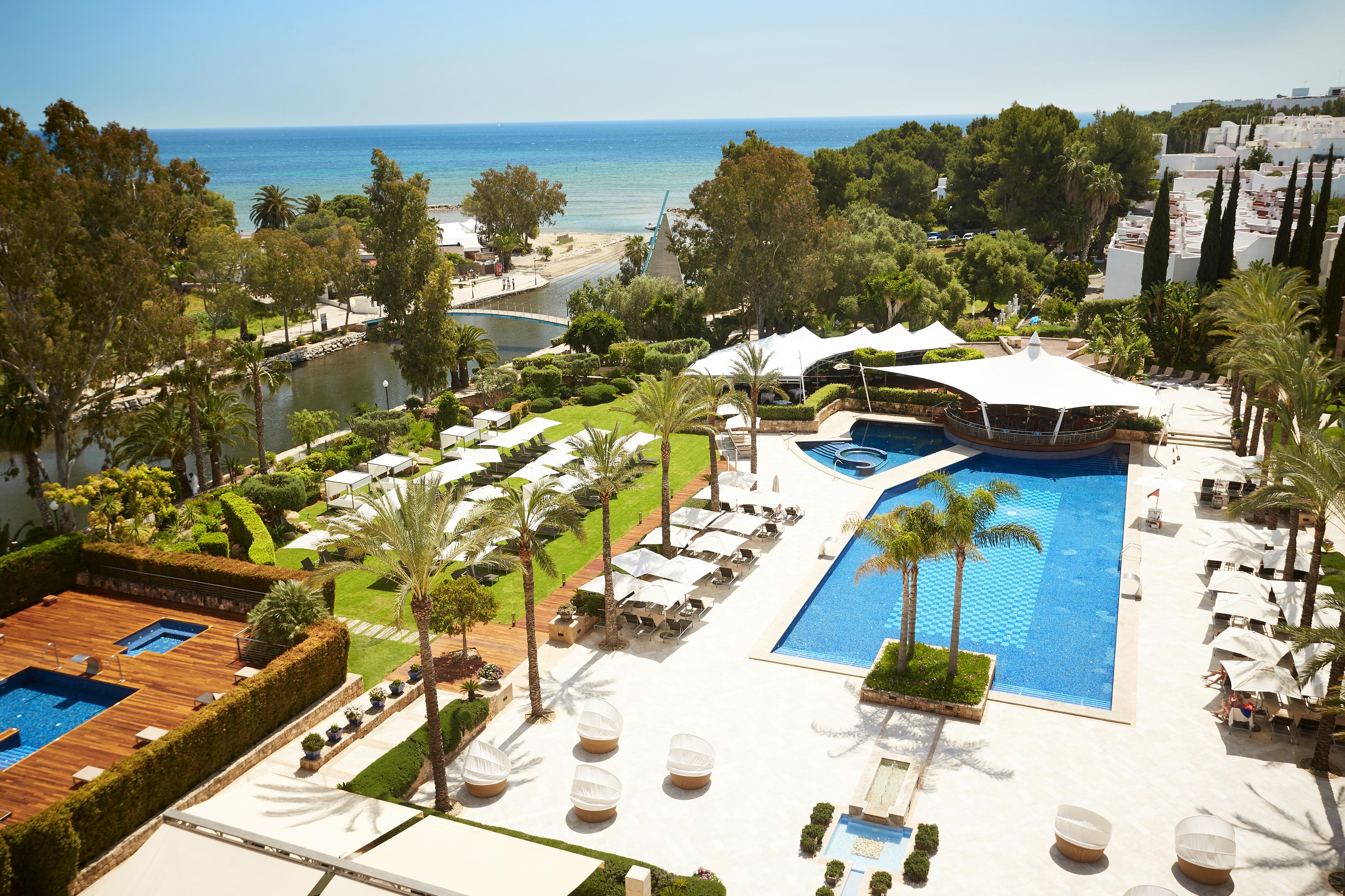 Insotel Fenicia Prestige Suites & Spa Santa Eulária des Riu Exterior foto