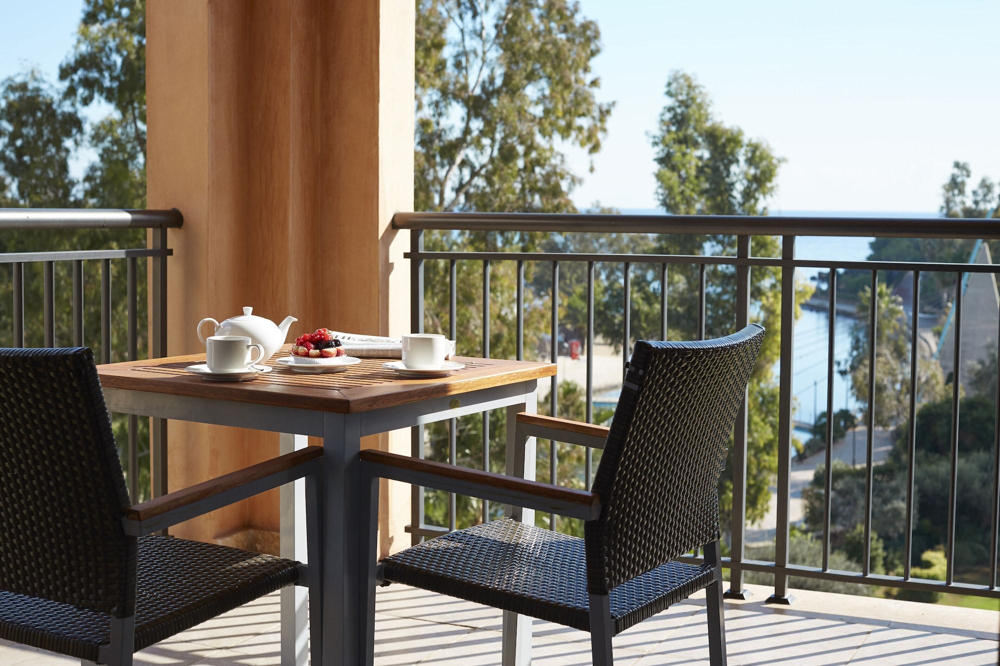 Insotel Fenicia Prestige Suites & Spa Santa Eulária des Riu Exterior foto